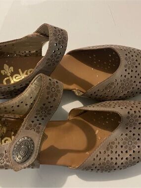 Rieker Taupe Floral Perforated Mary Jane Flats